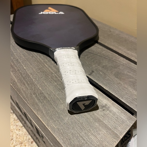 JOOLA Essentials Pickleball Paddle Set - Black and Gray - Picture 9 of 15